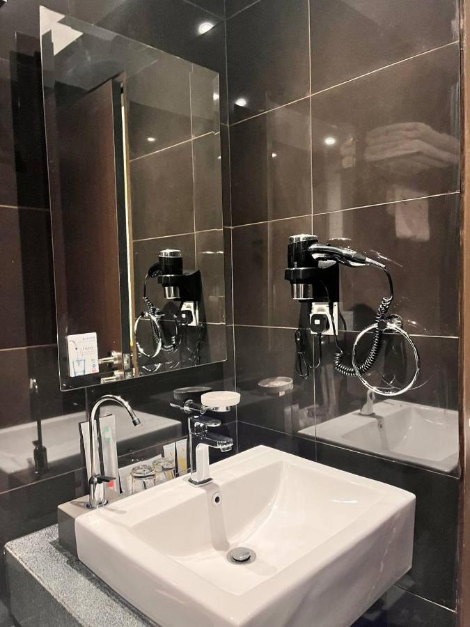Hotel Damai Kuala Lumpur Buitenkant foto